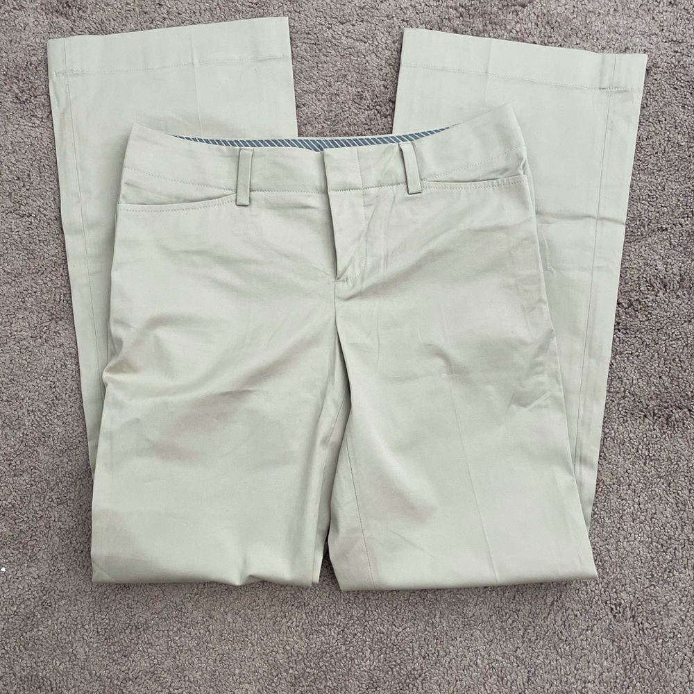 EUC Gap Curvy Fit pants low rise